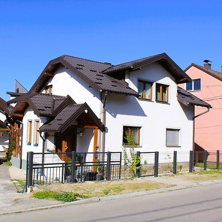 Svila Apartmani Bihać Exterior foto